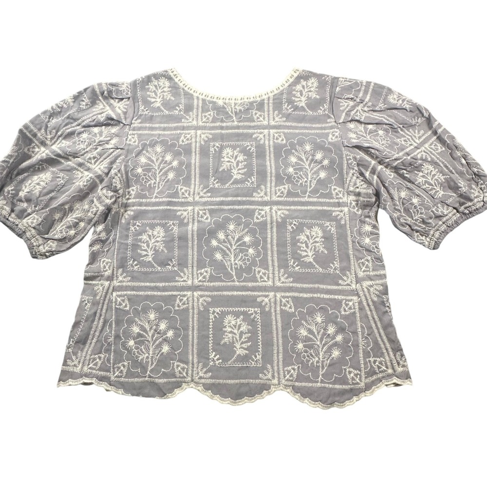 Solitaire Women's Medium Embroidered Lavender Gray Blouse Puff Sleeves - Picture 3 of 7
